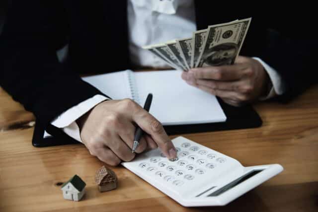 Who Pays Funeral Expenses Before Probate in Queensland?